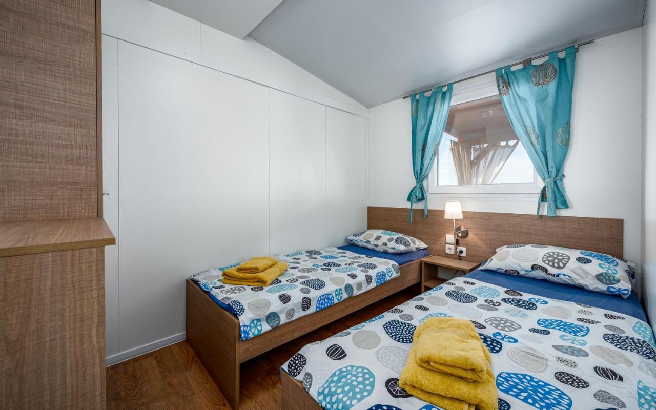 Panorama Mobile Homes In Camping Park Umag Værelse billede