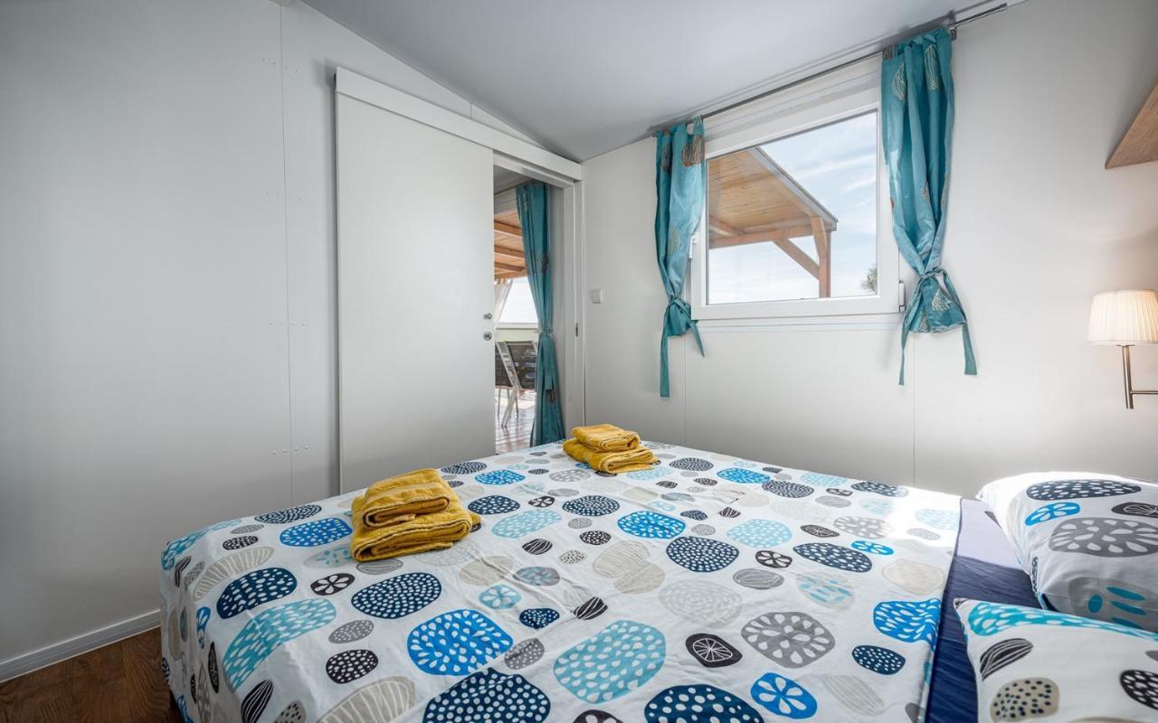 Panorama Mobile Homes In Camping Park Umag Værelse billede