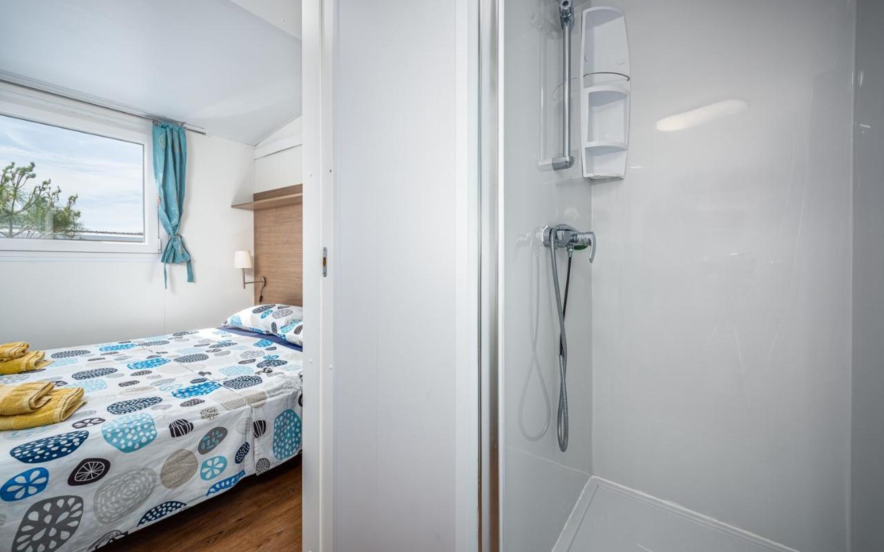 Panorama Mobile Homes In Camping Park Umag Værelse billede