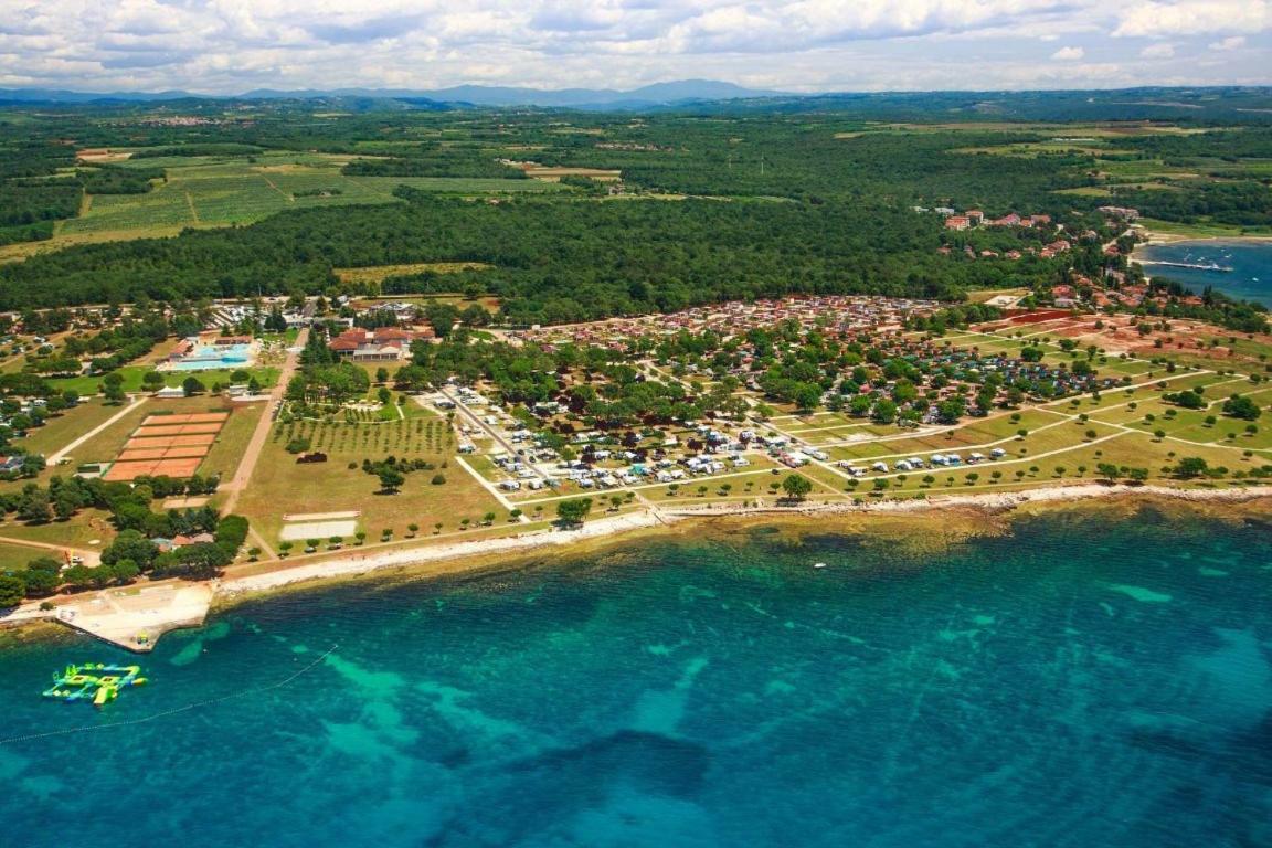 Panorama Mobile Homes In Camping Park Umag Eksteriør billede